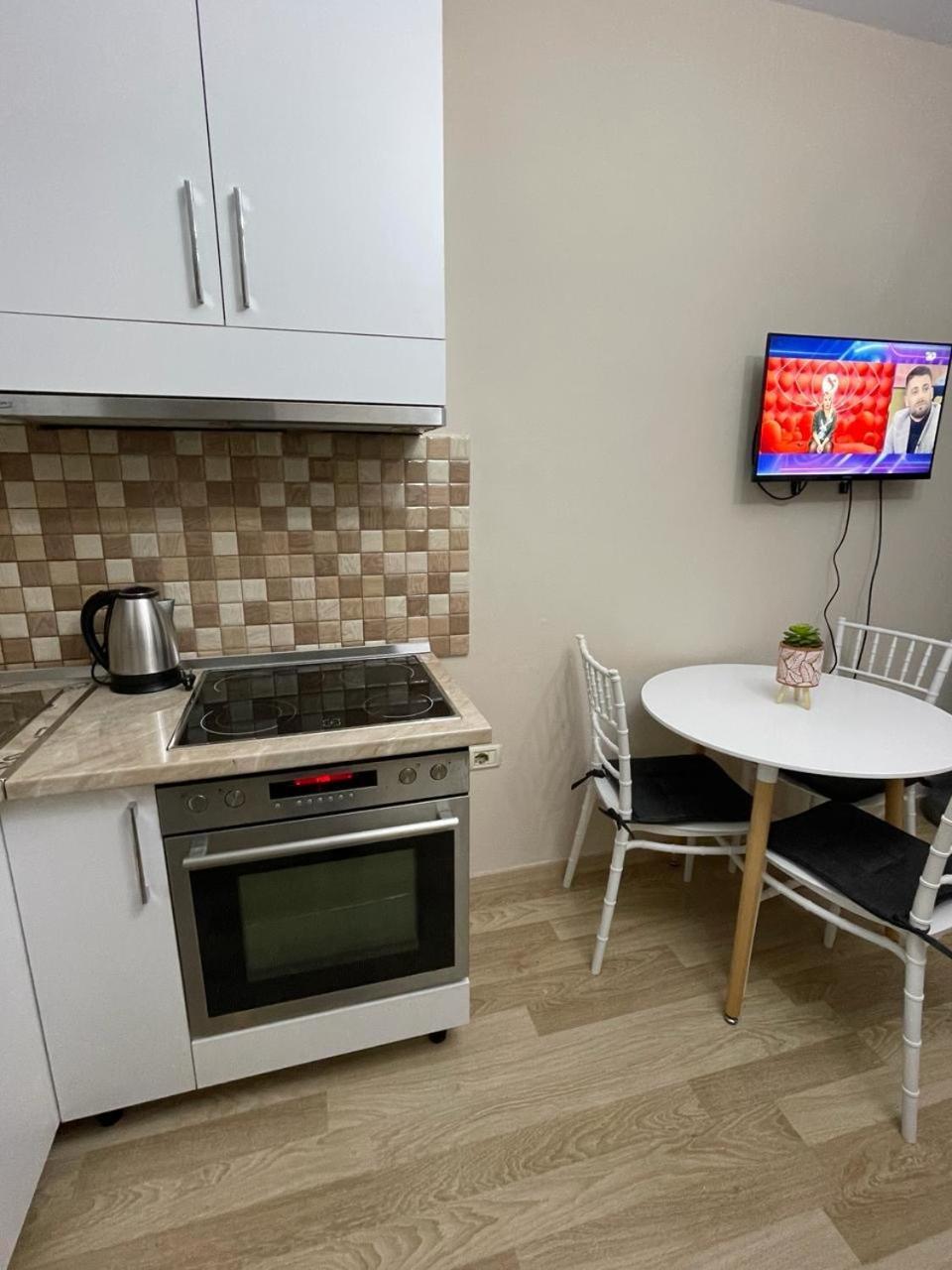 Comfort Apartment City Center Tirana Exterior photo